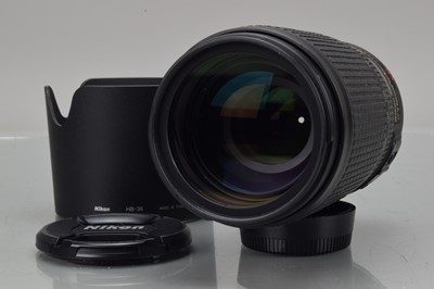 Lot 157 - A Nikon ED AF-S Nikkor 70-300mm f/4.5-5.6G VR Lens