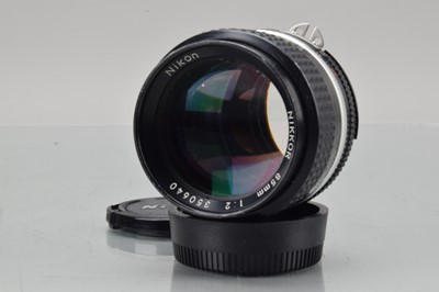 Lot 184 - A Nikon Nikkor 85mm f/2 Ai-S Lens