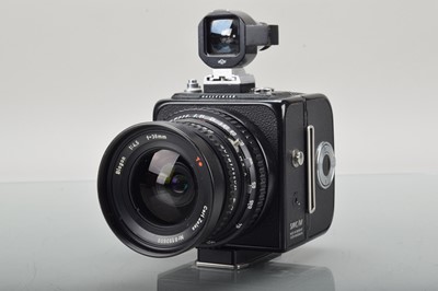 Lot 210 - A Hasselblad SWC/M Camera