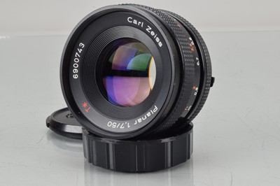Lot 278 - A Carl Zeiss T* 50mm f/1.7 Planar Lens
