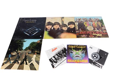 Lot 231 - Records / Beatles plus
