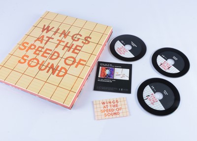 Lot 267 - Wings Box Set