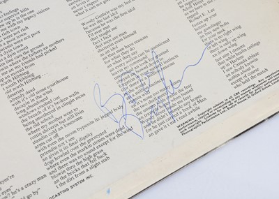 Lot 392 - Bob Dylan LP / Signature