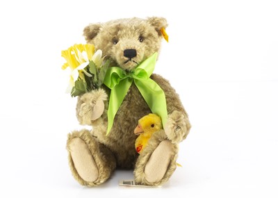 Lot 31 - A Steiff Danbury Mint Exclusive Four Seasons Teddy Bear