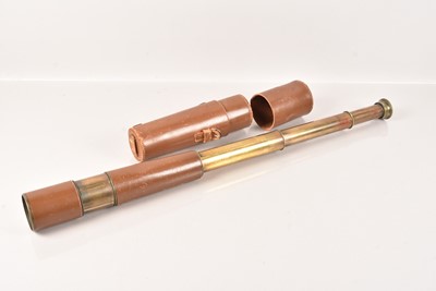 Lot 22 - A WWII Period Scout Regiment Telescope