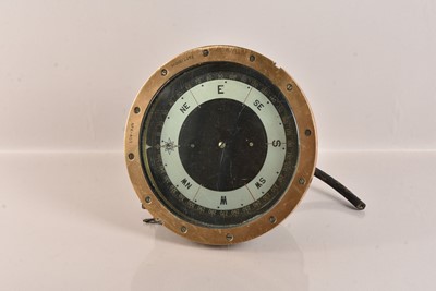 Lot 80 - A WWII Gyro Azimuth Compass