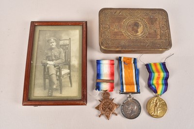 Lot 270 - A WWI Royal Berkshire Regiment Mon Star Trio