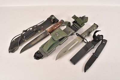 Lot 345 - A Commercial M9 Phrobis Survival knife