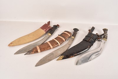 Lot 358 - A Horn Handled Middle Eastern Military Kukri