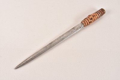 Lot 369 - A War Period Fighting Boot Knife