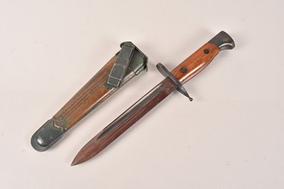 Lot 372 - A 1950s Italian 'FAT' Fighting knife