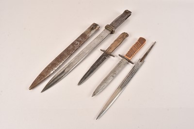 Lot 406 - A German WWI Ersatz bayonet and scabbard
