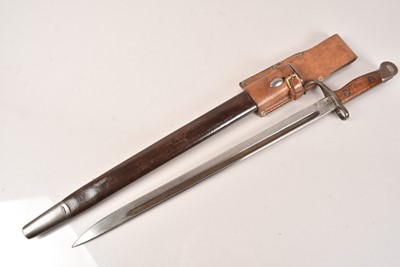 Lot 432 - A British Unit Marked 1907 Pattern Hooked Quillion Bayonet