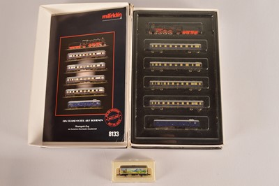 Lot 13 - Marklin Z Gauge Rheingold Train pack (2)