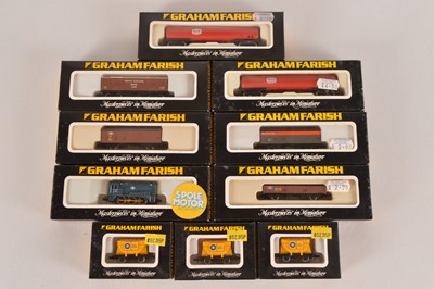Lot 63 - Graham Farish N Gauge Diesel Shunting Locomotive and Goods Wagons (10)