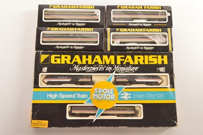Lot 69 - Graham Farish N Gauge Intercity HST Pack and Coaches (5)