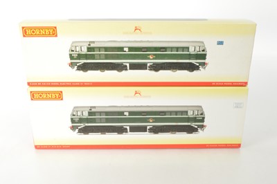 Lot 85 - Hornby 00 Gauge boxed  BR green Class A31 A1A A1A  Diesel Locomotives (2)