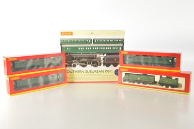 Lot 98 - Hornby 00 Gauge boxed SR West Country Locomotive and Coaches and BR SR 1957 Suburban Train Pack (5)