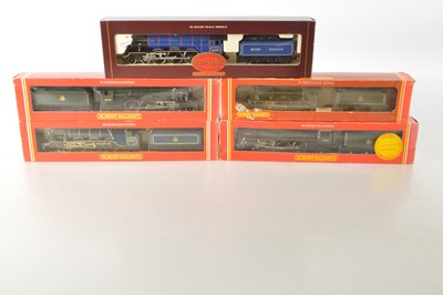 Lot 108 - Hornby (Margate) 00 Gauge boxed BR Class A3 and other BR Steam Locomotives and Tenders (5)