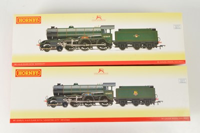 Lot 109 - Hornby 00 Gauge boxed BR green Class B17/6 Footballer  Locomotives and Tenders (2)