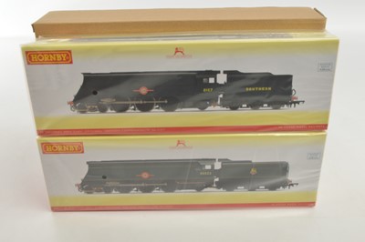Lot 119 - Hornby 00 Gauge boxed Merchant Navy Class Locomotives and Tenders in sealed boxes with despatch boxes (2)