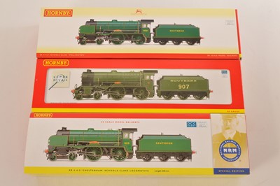 Lot 144 - Hornby 00 Gauge boxed SR green Schools Class Locomotives and Tenders (3)