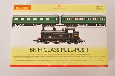 Lot 149 - Hornby 00 Gauge boxed R3512 BR H Class Pull-Push Train Pack
