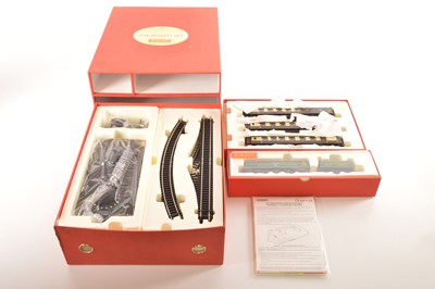 Lot 164 - Hornby 00 Gauge R1055 'Battle of Britain'  The Boxed Set