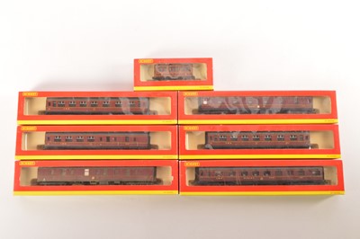 Lot 179 - Hornby 00 Gauge LMS and BR maroon  Coaches (7)