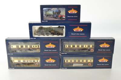 Lot 183 - Bachmann boxed 00 Gauge BR Locomotives and BR MK1 Western Region Coaches (6)