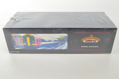 Lot 184 - Bachmann sealed in original boxed 00 Gauge 31-514 Southwest Trains Class 159 3-Car DMU