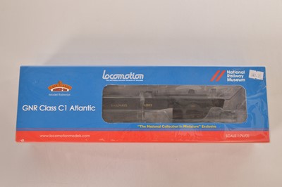 Lot 225 - Bachmann Locomotion  National Railway Museum boxed 00 Gauge BR black GNR Class C1 Atlantic 4-4-2 Steam Locomotive and Tender