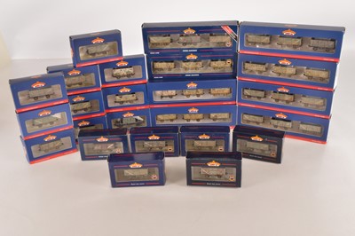 Lot 247 - Bachmann boxed 00 Gauge BR grey weathered 16T Mineral wagons including 6-packs, 3 packs and single wagons all with Kadee couplings (24 boxes 45 wagons)