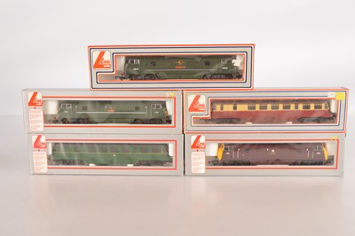 Lot 297 - Lima OO Gauge Warship Class Diesel Locomotives and Railcars (5)