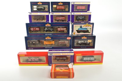 Lot 299 - Bachmann Dapol and Hornby 00 Gauge Boxed Private Owners wagons (18 wagons in 14 boxes)