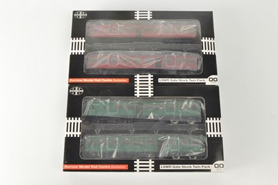 Lot 307 - KMRC Kernow Model Railway Centre boxed 00 Gauge LSWR Gate Stock sets in green and crimson (2)