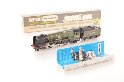 Lot 379 - Wrenn 00 Gauge boxed W2265 BR green rebuilt Battle of Britain Class 34053 'Sir Keith Park' Locomotive and Tender