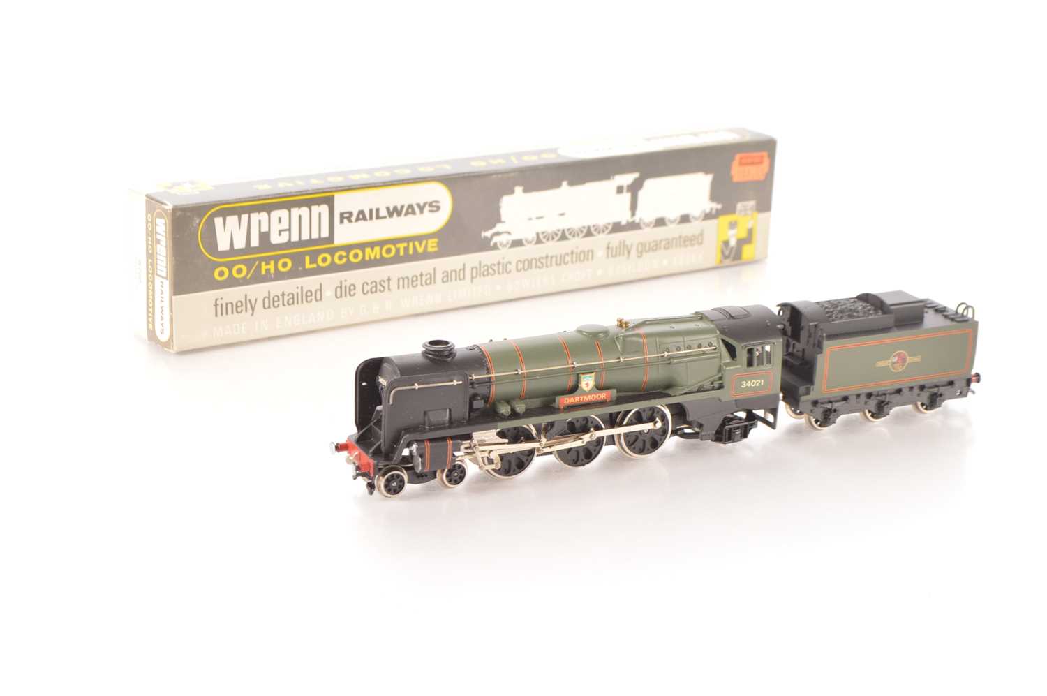 Lot 384 - Wrenn 00 Gauge boxed W2296 rebuilt BR green West Country Class 34021 'Dartmoor ' Locomotive and tender