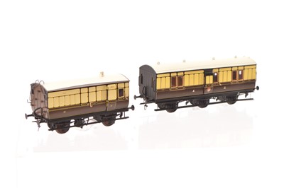 Lot 588 - 00 Gauge Lawrence Scale Models  4 and 6-wheel GWr Baggage Full Brake Passenger Coaches (2)