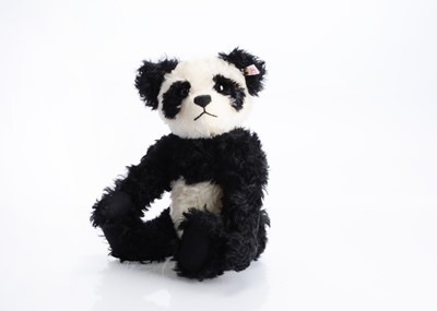 Lot 16 - A Steiff limited edition Panda bear