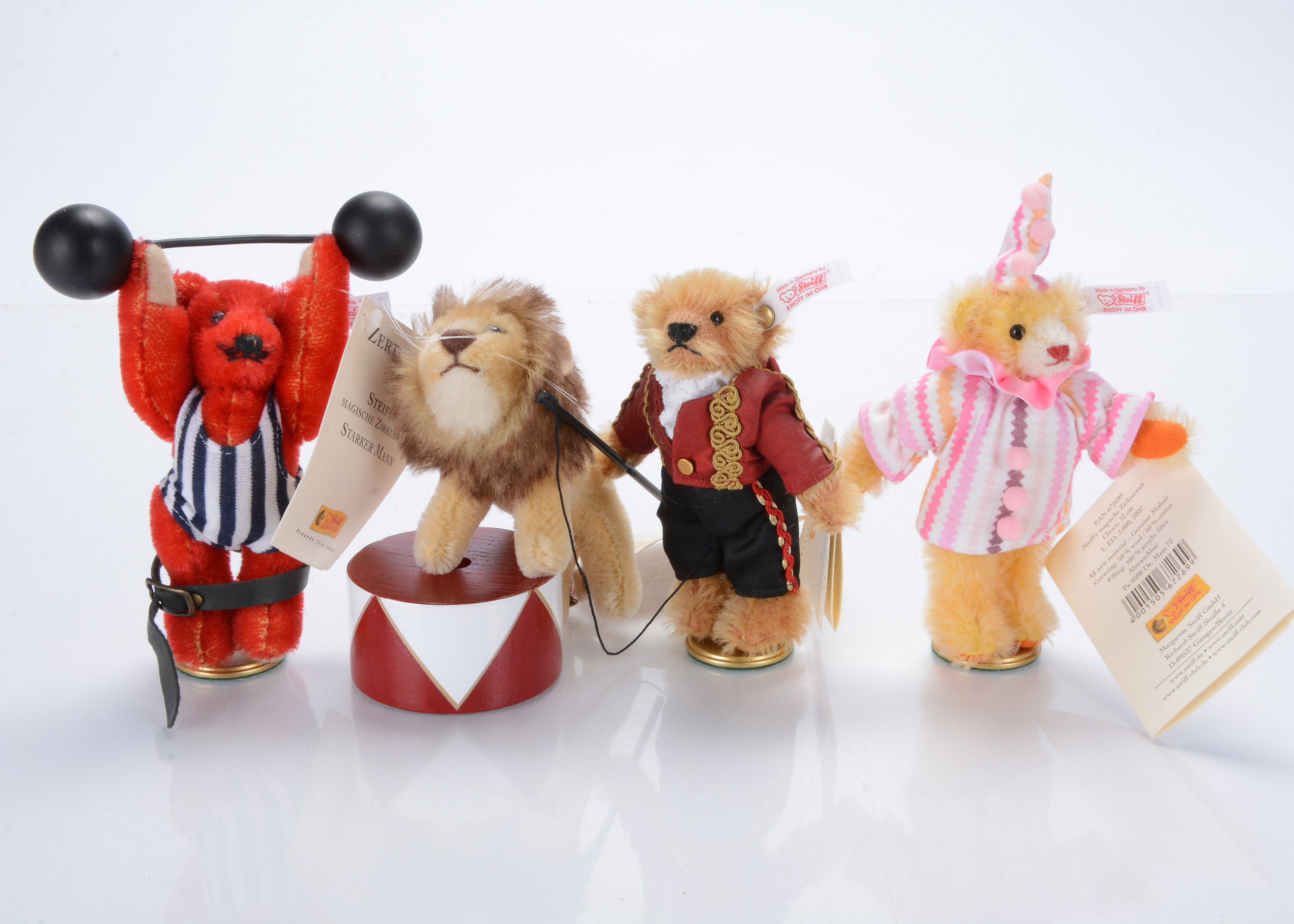 Lot 50 - A Steiff limited edition Magic Circus World,