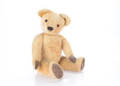 Lot 172 - A post-war Chad Valley teddy bear