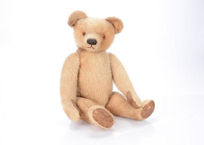Lot 173 - A post-war Chad Valley teddy bear