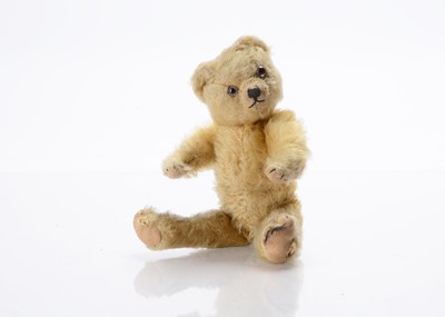 Lot 177 - A small 1920s Farnell teddy bear