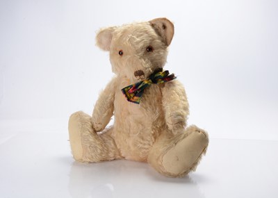 Lot 219 - A large 1931-38 Merrythought seated Bingie teddy bear