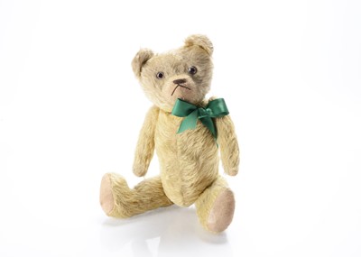 Lot 283 - A 1920s British teddy bear
