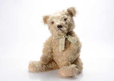 Lot 285 - A large post-war teddy bear, possibly Australian