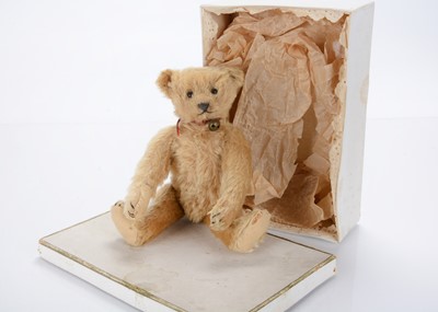 Lot 306 - An early Steiff teddy bear, circa 1910