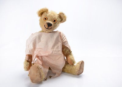Lot 330 - A 1920s Chad Valley 'moon-eyed' teddy bear