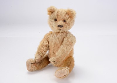 Lot 344 - A small 1920s German teddy bear